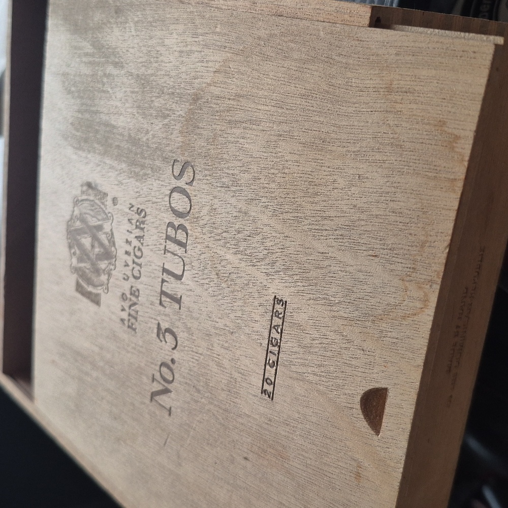 🫗 Empty Fine Cigars Box